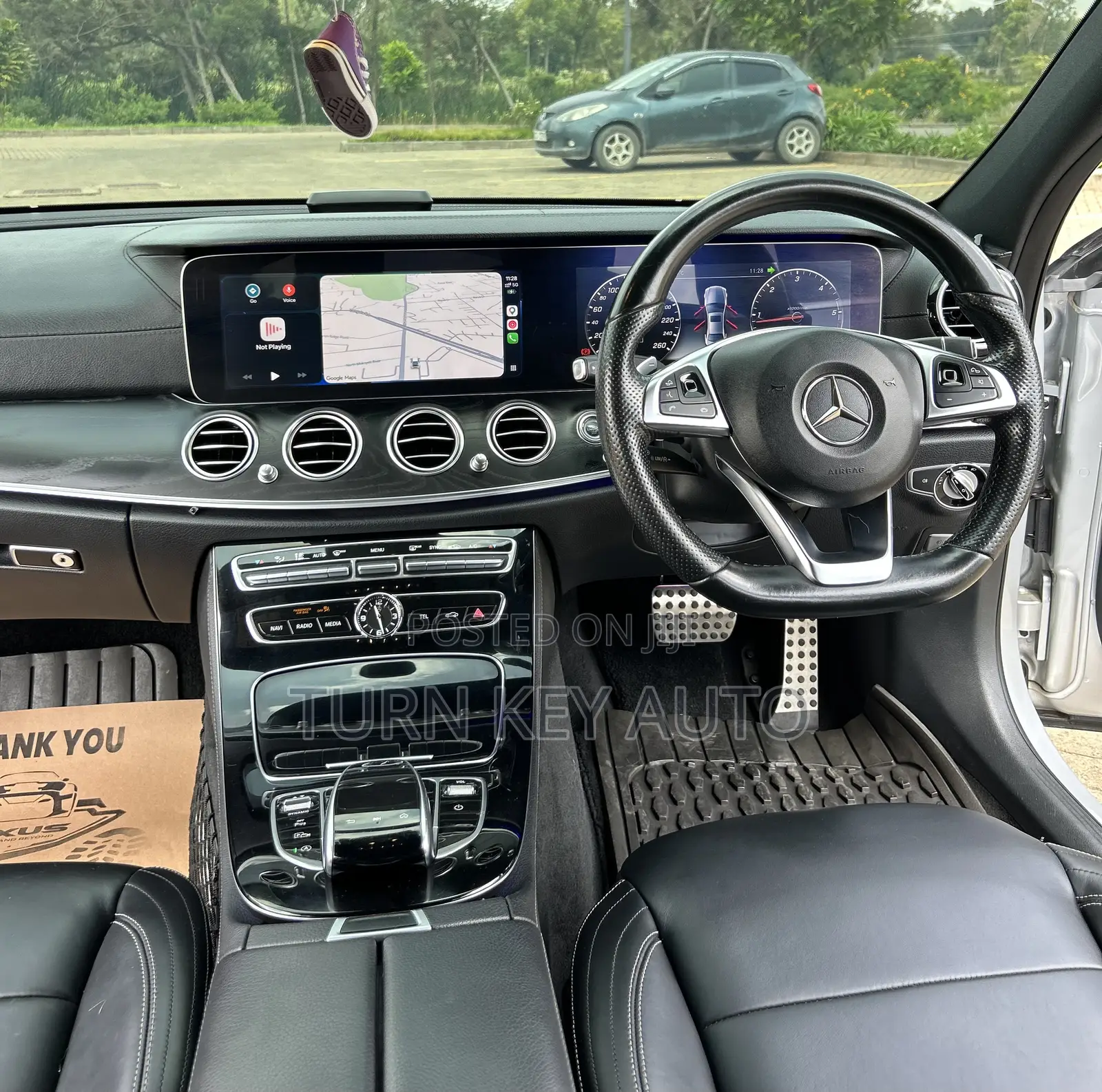 Mercedes-Benz E220 2016 Silver