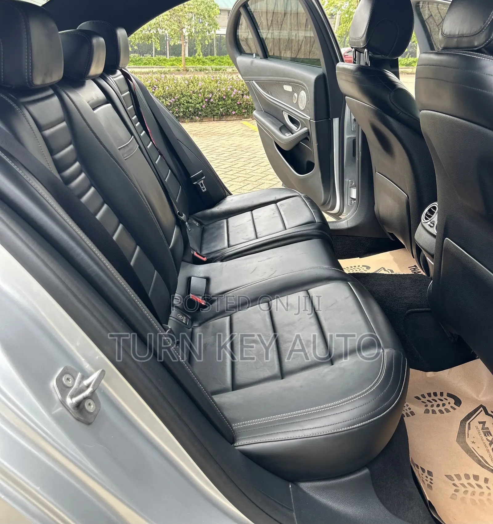 Mercedes-Benz E220 2016 Silver