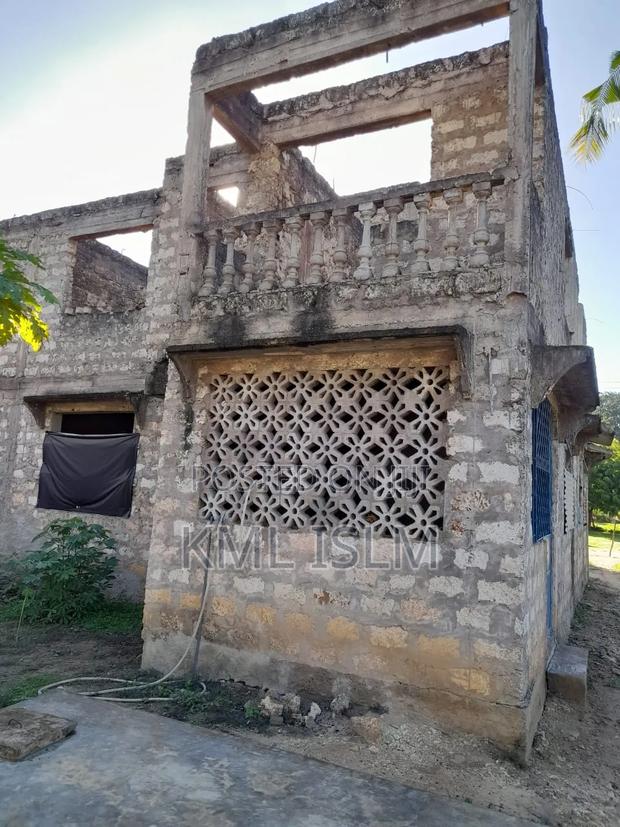 House for Sale - thumbnail 8