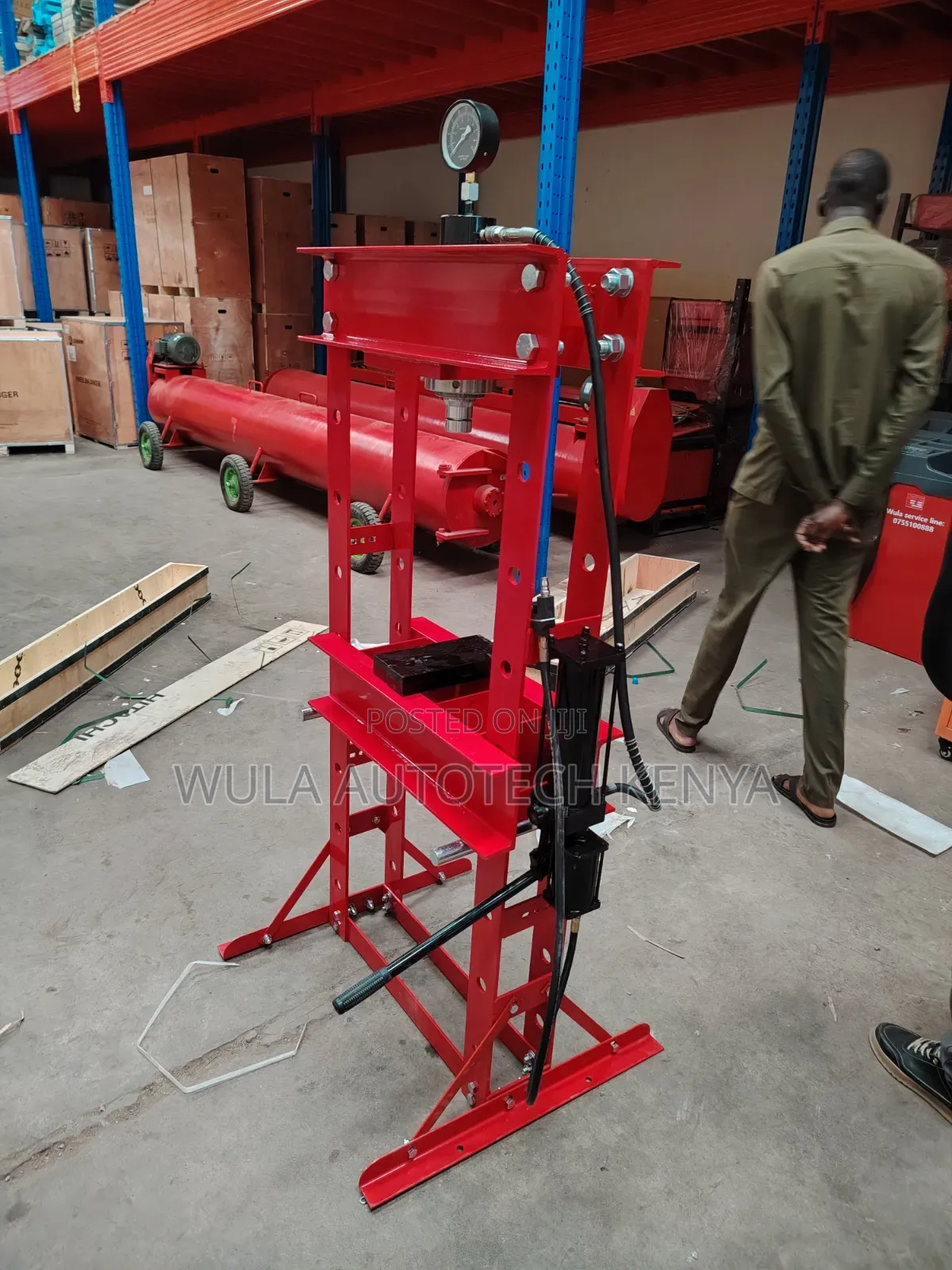 Heavy Duty And Industrial Revolution 30tns Pressing Machine Sunshine