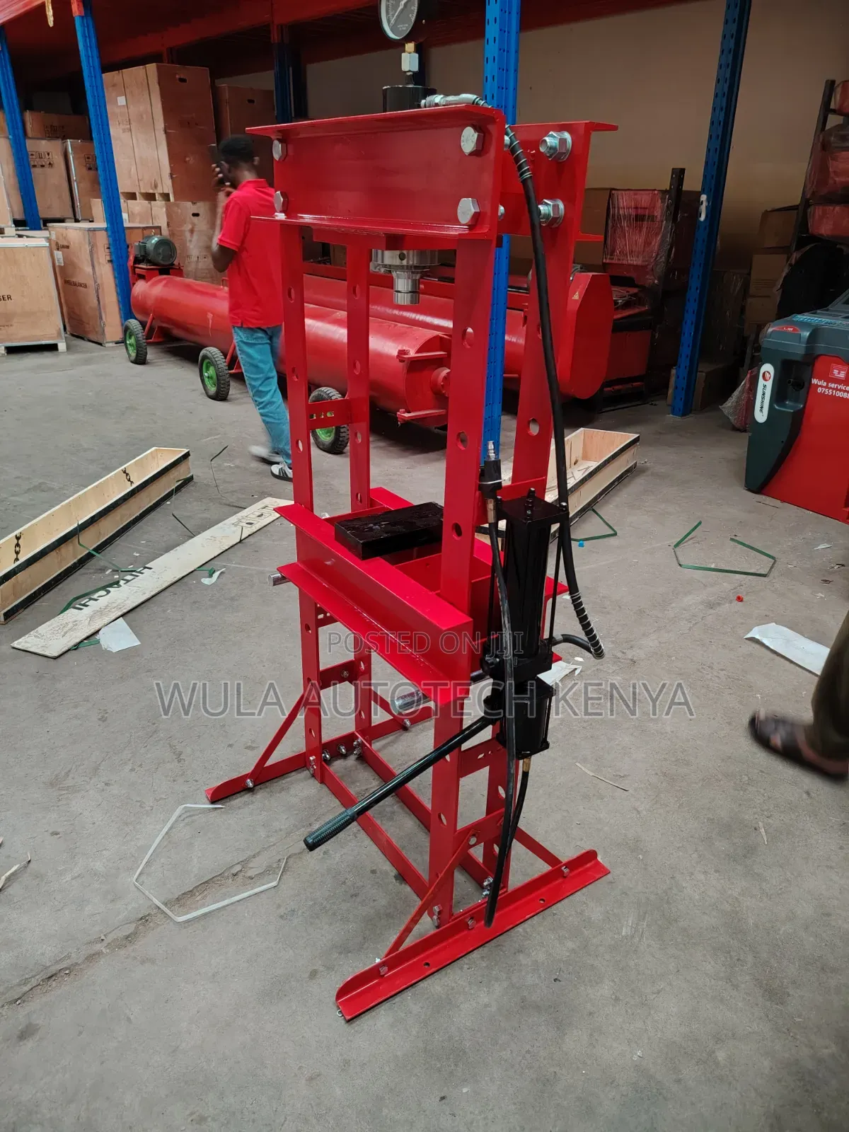 Heavy Duty And Industrial Revolution 30tns Pressing Machine Sunshine