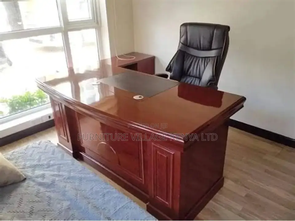 Executive Corner Writing Desk 1800mm Mahogany Finish