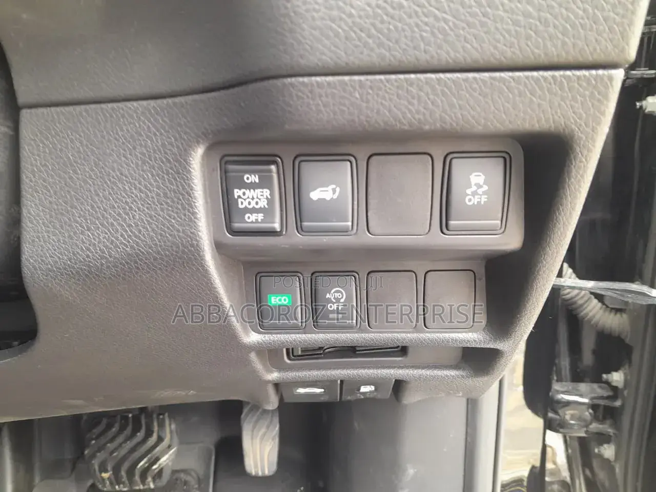 Nissan X-Trail 2.0 Petrol FWD 2018 Black