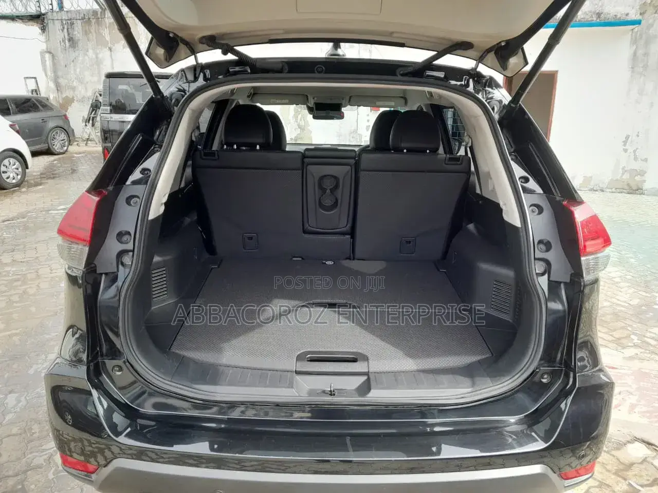 Nissan X-Trail 2.0 Petrol FWD 2018 Black