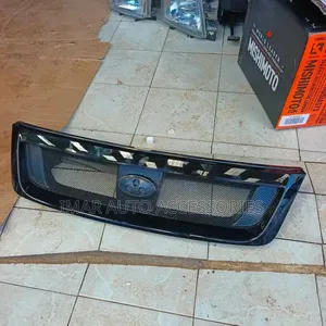 Subaru Forester Sh5 2008+ Mesh Grill for Sale in Nairobi