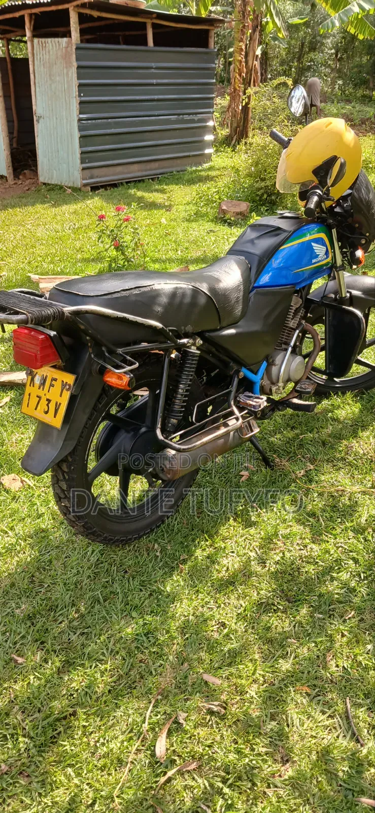 Honda CB 2021 Blue