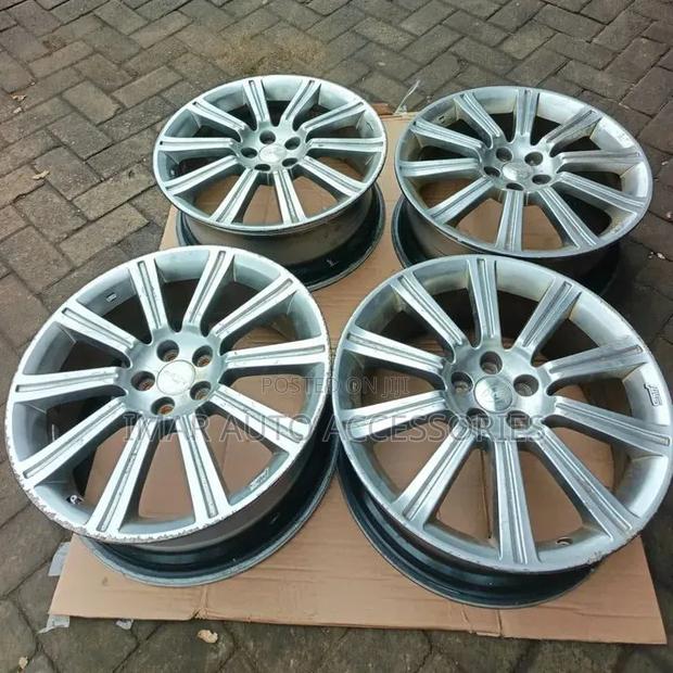 Subaru Forester Sg9 Oem Sti Alloys for Sale in Nairobi