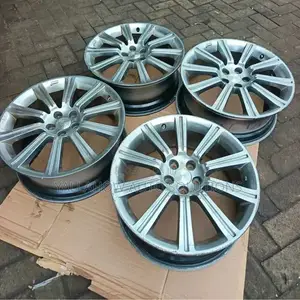 Subaru Forester Sg9 Oem Sti Alloys for Sale in Nairobi