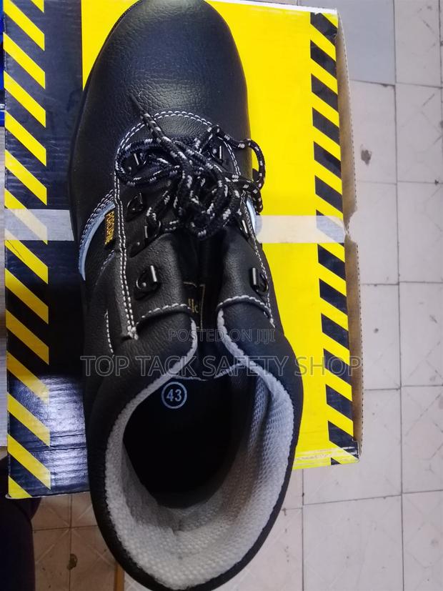 Porcupine Boot Size 43