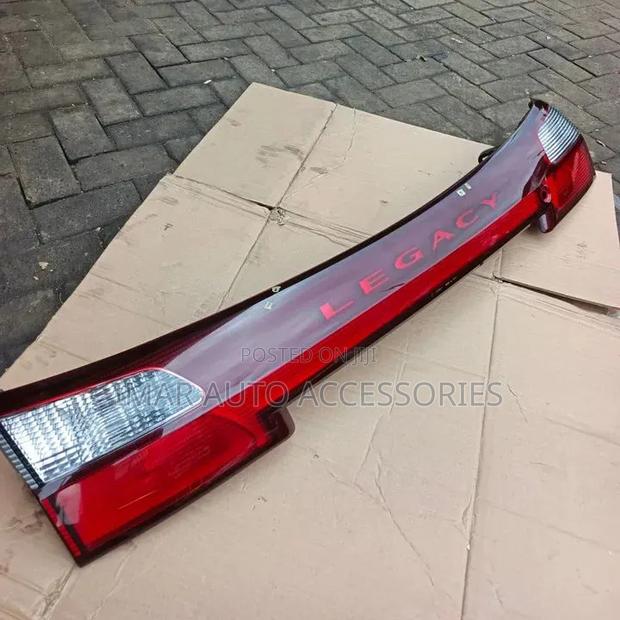 Subaru Legacy Bh5 Tailgate Garnish for Sale in Nairobi