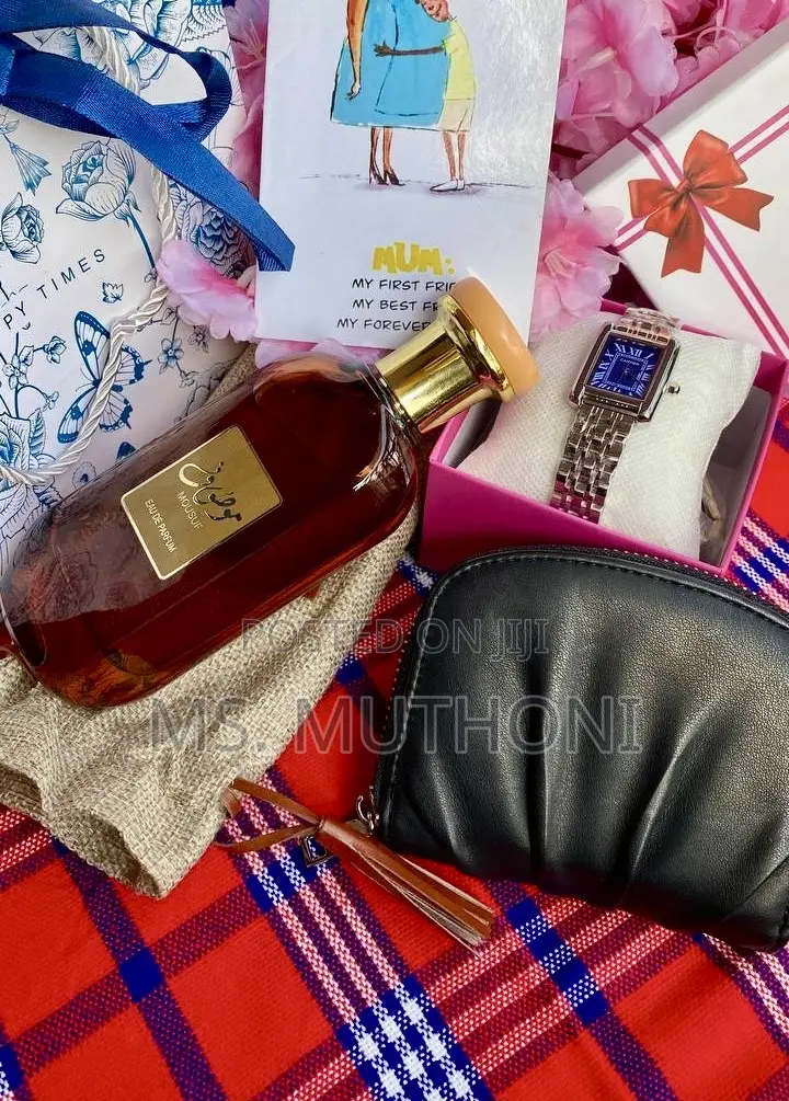 Curated/ Boxed Full Package Ladies All Occasion Gift Set