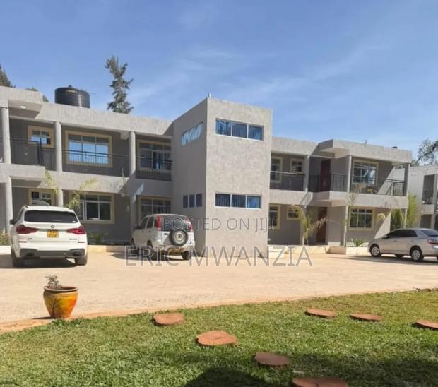 3bdrm Apartment in Green Palms Estate, Karen C for rent