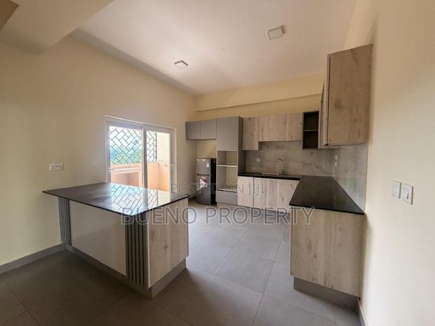 2bdrm Apartment in Parklands for rent - thumbnail 3