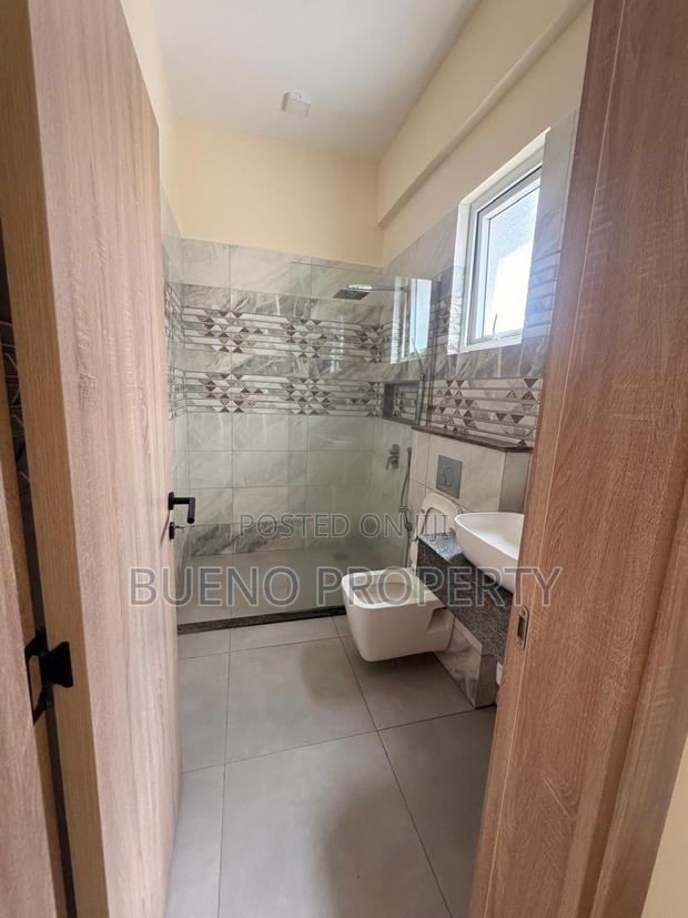 2bdrm Apartment in Parklands for rent - thumbnail 6