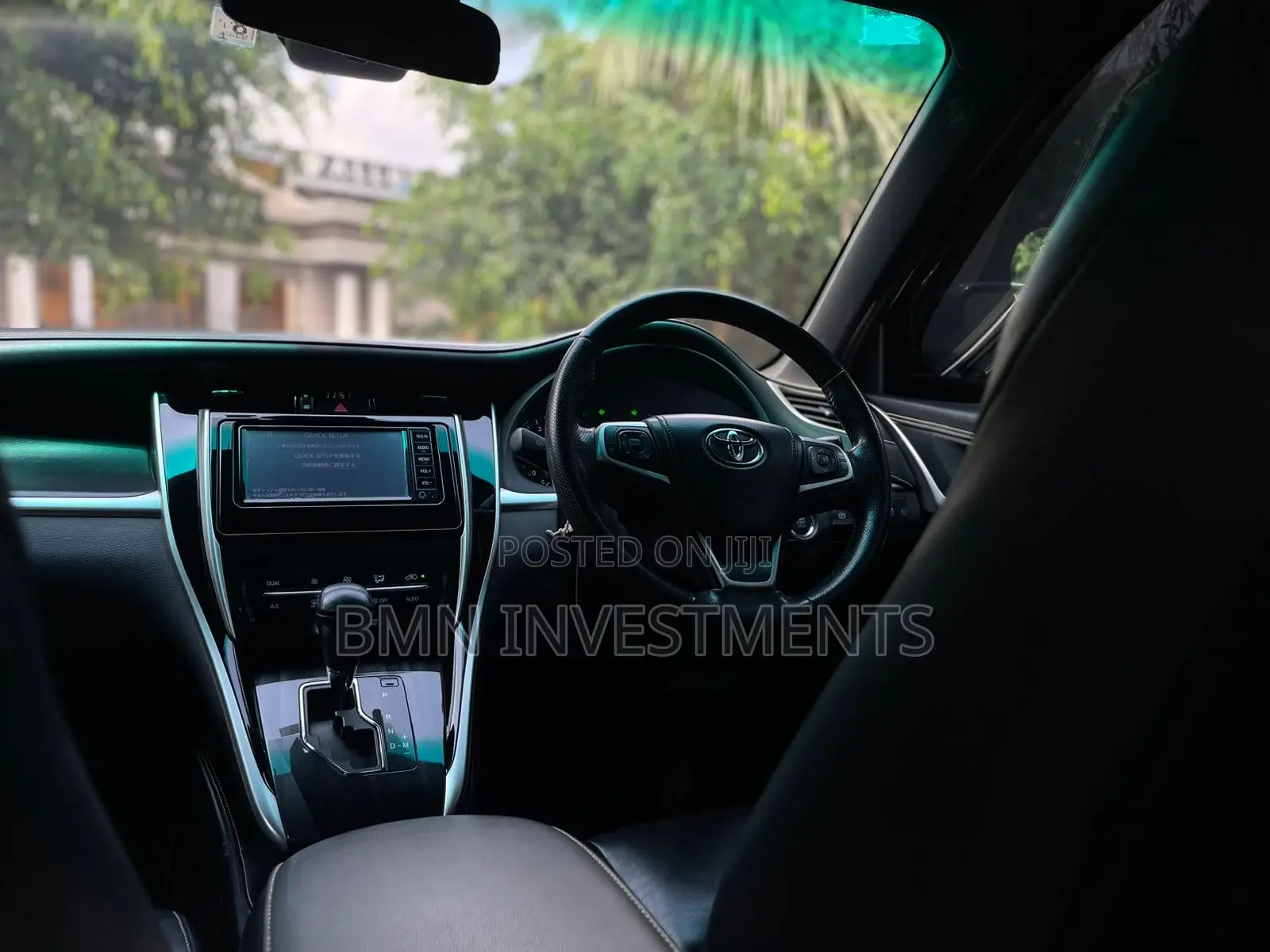 Toyota Harrier 2.0 2018 Black