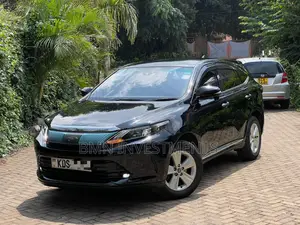 Toyota Harrier 2.0 2018 Black