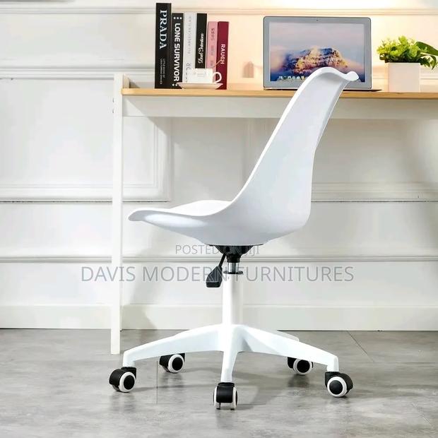 A Modern Swivel Office Chair