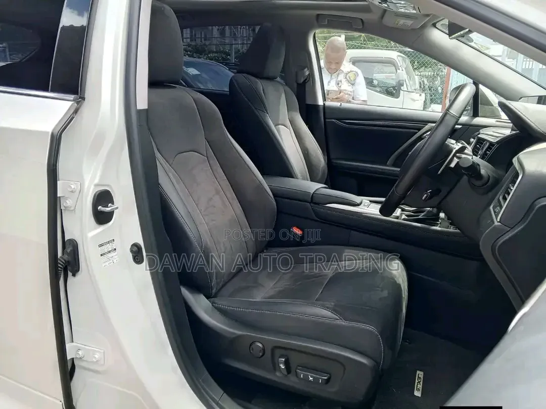 Lexus RX 300 2WD 2019 White