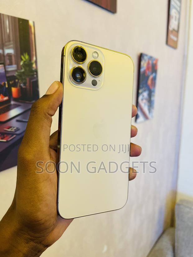 Apple iPhone 13 Pro Max 256 GB Gold - thumbnail 3