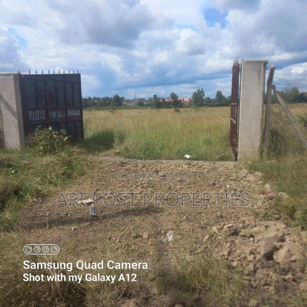 Prime 1/8 Acre Commercial Plots for Sale in Katani Touching Tarmac