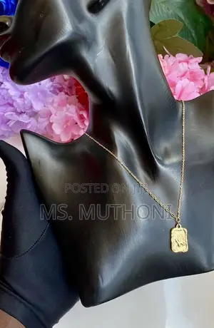 Minimalist Boxed Engrave Able Stainless Steel Necklaces