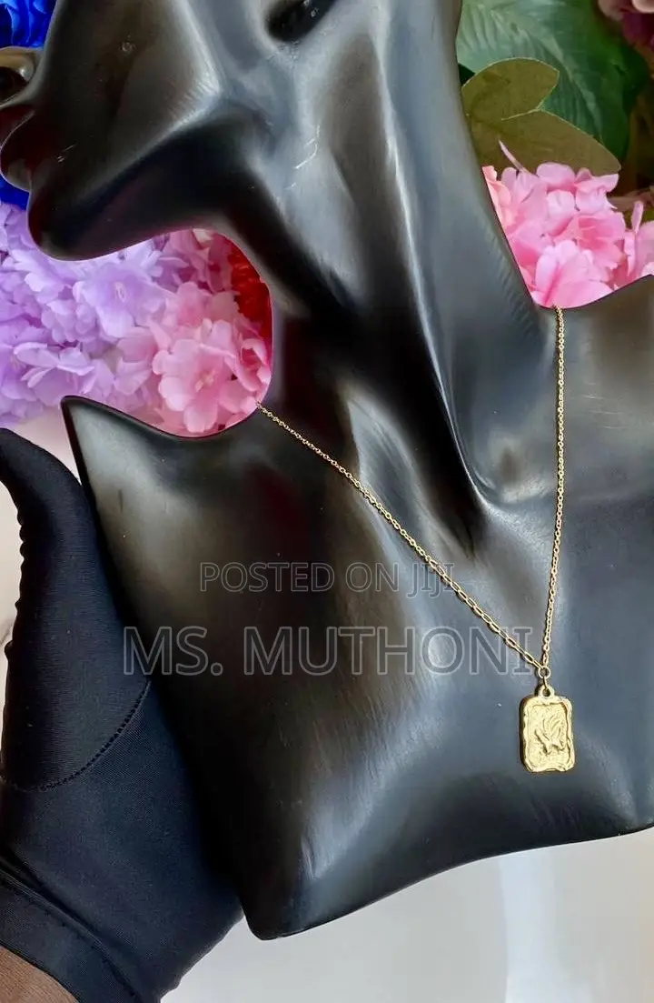 Minimalist Boxed Engrave Able Stainless Steel Necklaces