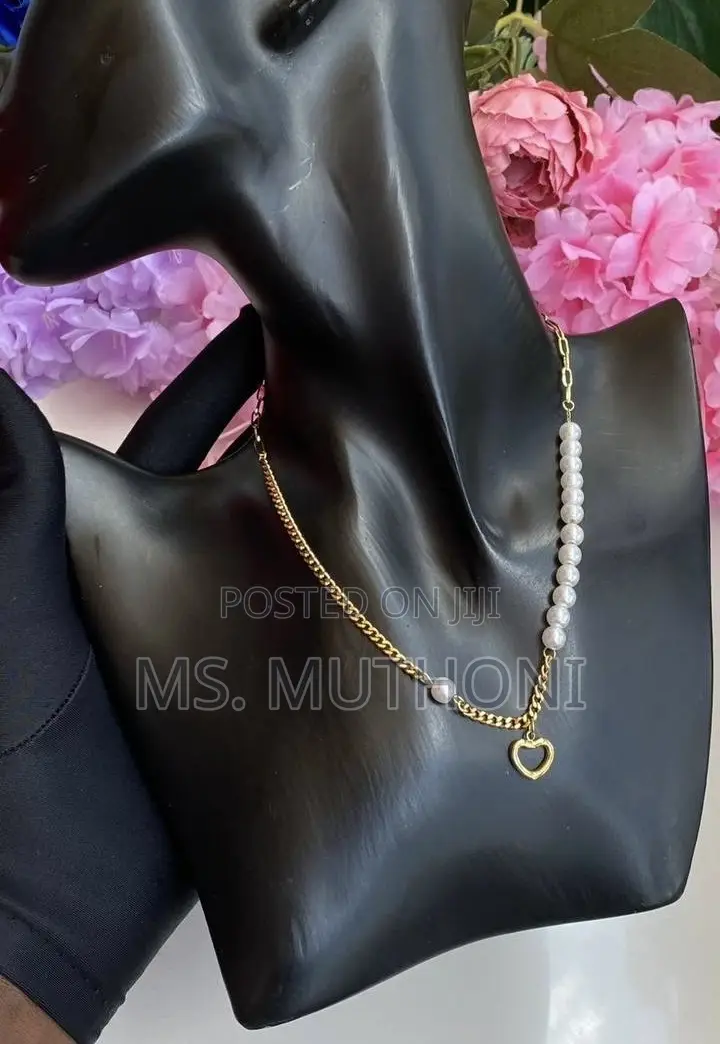 Minimalist Boxed Engrave Able Stainless Steel Necklaces