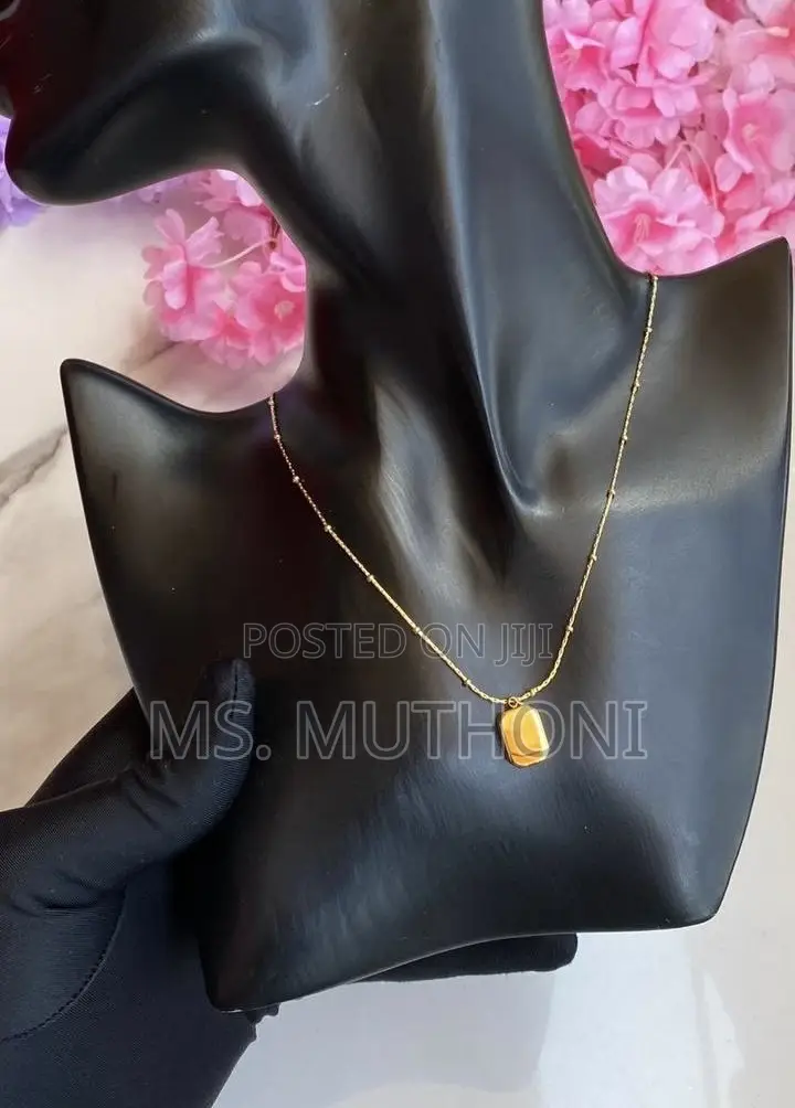 Minimalist Boxed Engrave Able Stainless Steel Necklaces