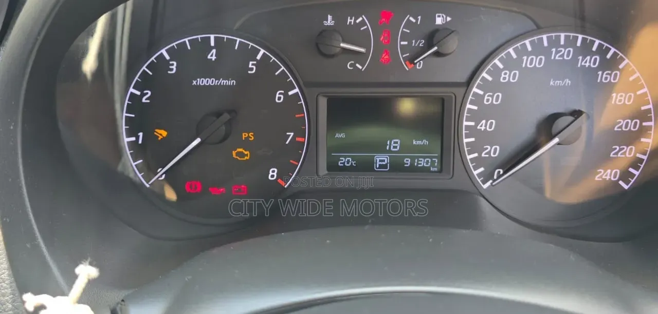 Toyota Harrier 2.0 2018 Black