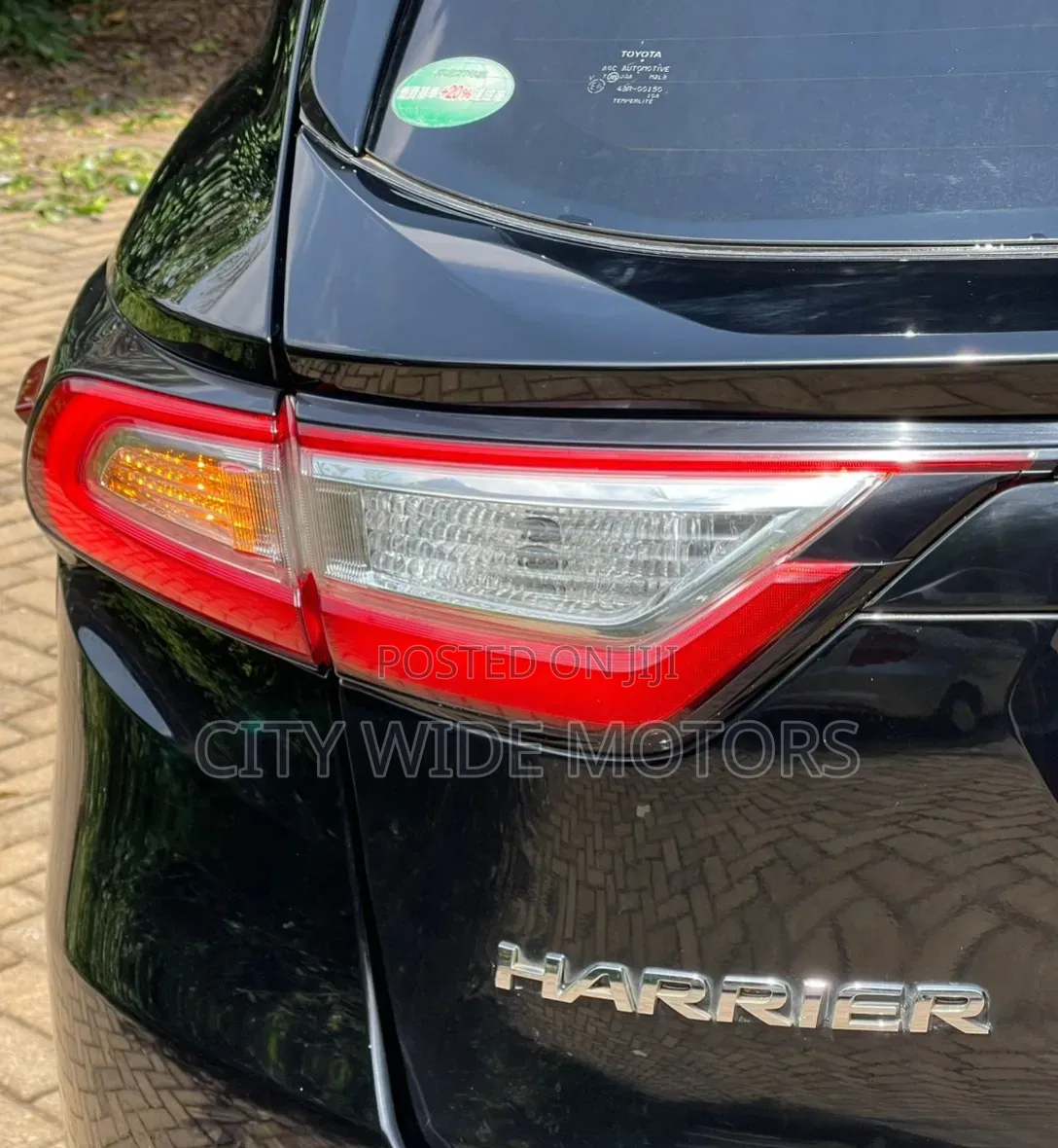 Toyota Harrier 2.0 2018 Black