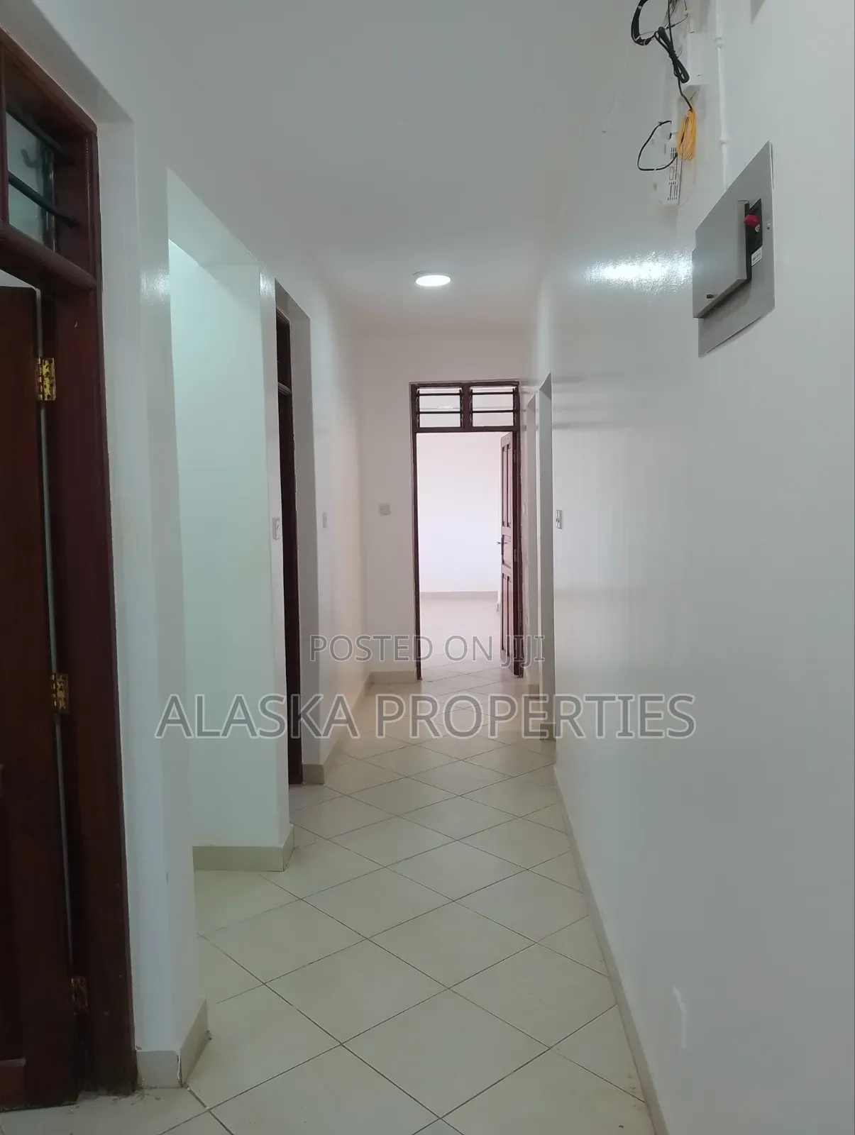 3bdrm Apartment in Mogadishu Estate, Nyali for rent