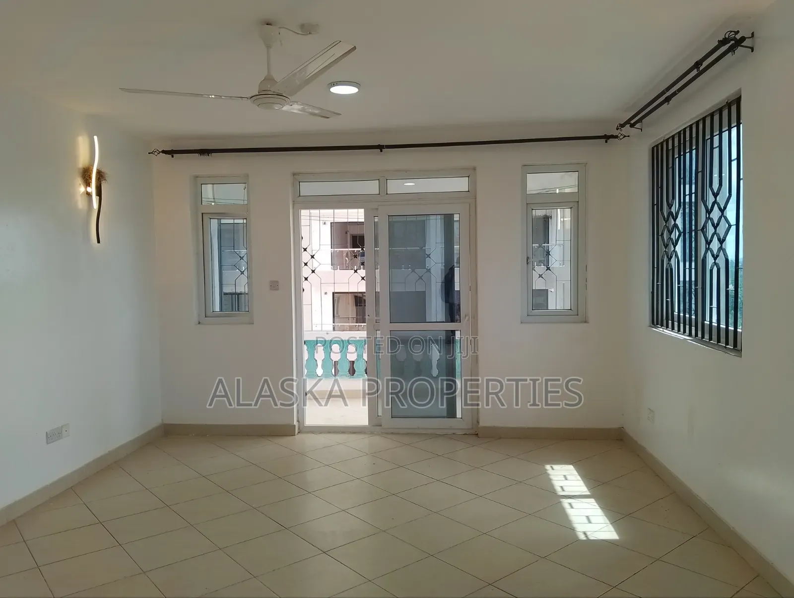 3bdrm Apartment in Mogadishu Estate, Nyali for rent