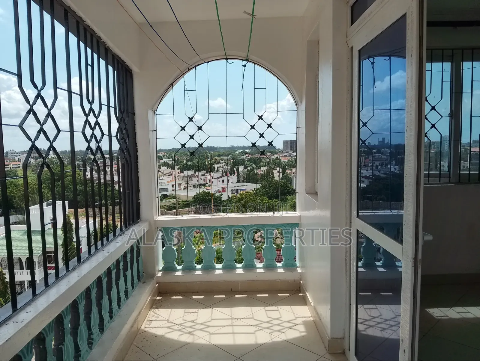3bdrm Apartment in Mogadishu Estate, Nyali for rent