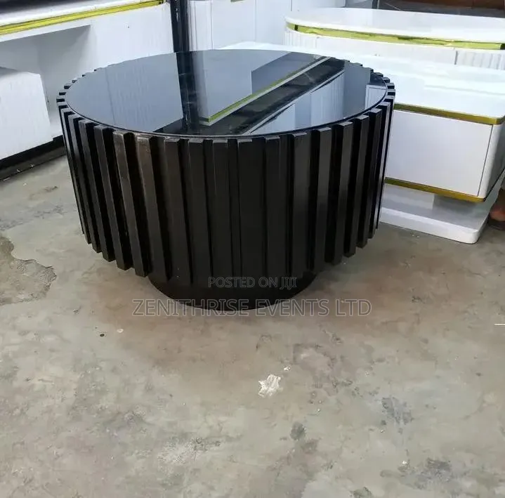 Modern Luxury Round Coffee Table.