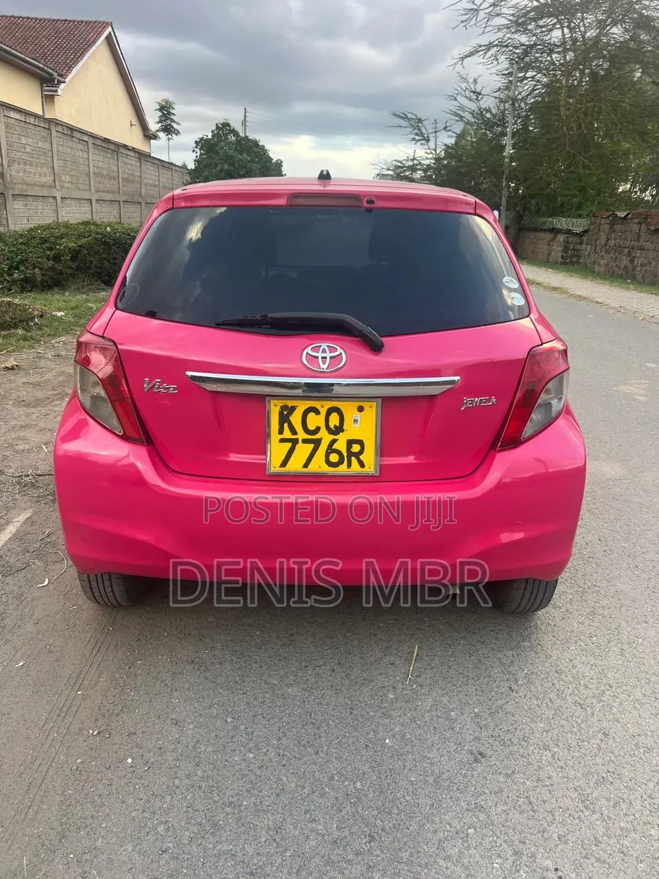 Toyota Vitz 2012 Pink