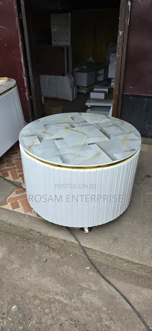 White Executive Modern Round Coffee Table