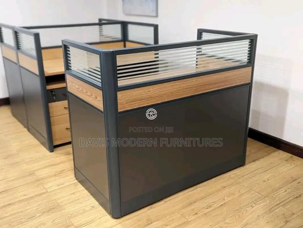 L-Shaped Office Workstation