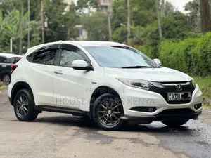 Honda Vezel 2017 White
