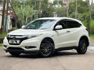 Honda Vezel 2017 White