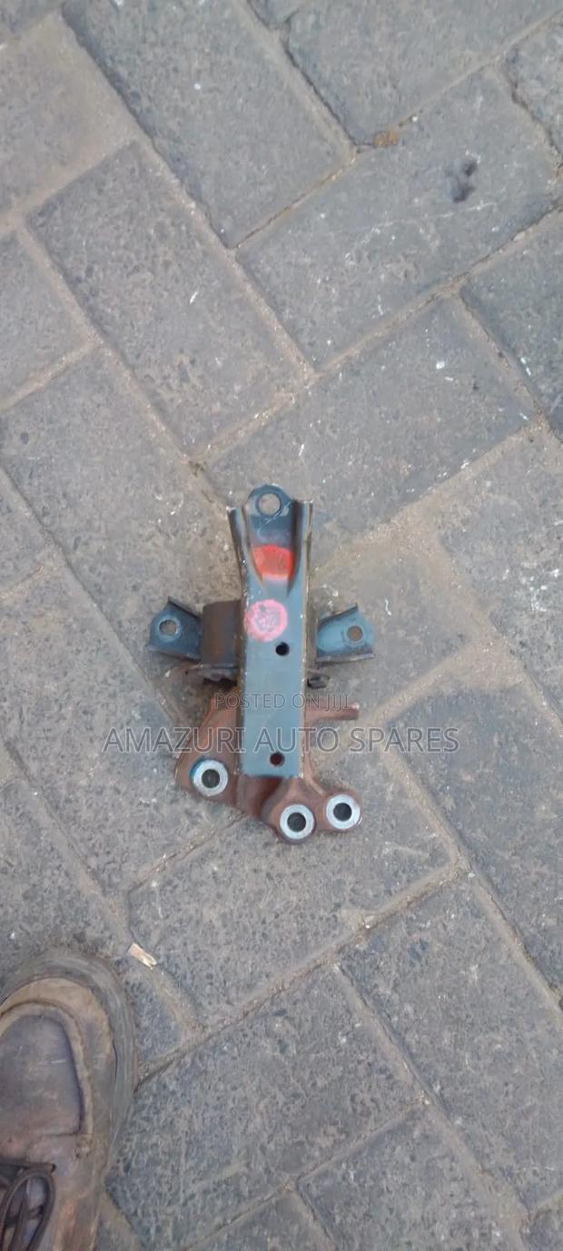 Mitsubishi Mirage Gearbox Mounting