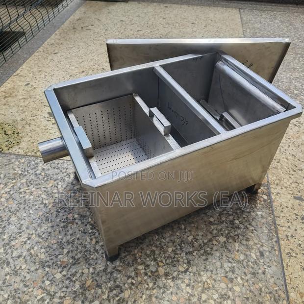Custom Grease Traps Interceptors Fats Oils Grease Filter - thumbnail 3