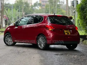 Peugeot 208 2017 Red