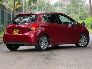 Peugeot 208 2017 Red
