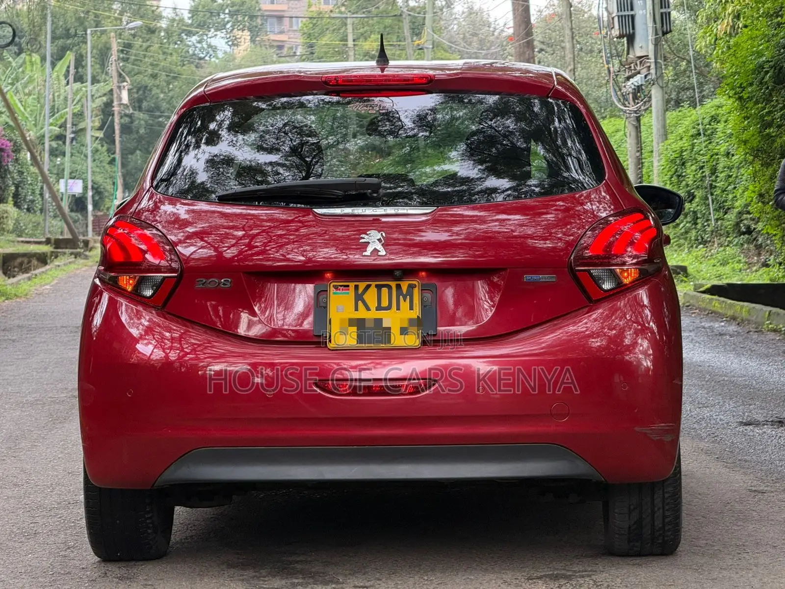 Peugeot 208 2017 Red