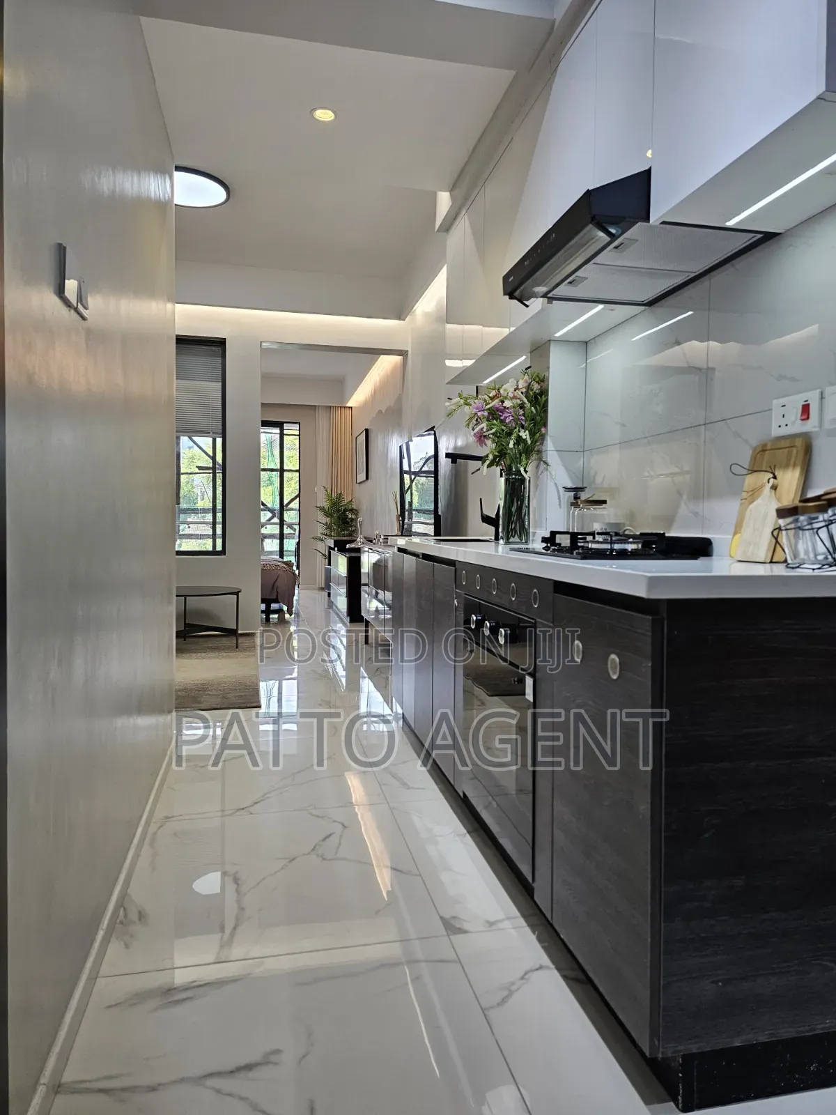 1bdrm Apartment in Kilimani, Hurlingham for sale