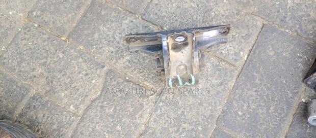 Mitsubishi RVR Engine Mount - thumbnail 2
