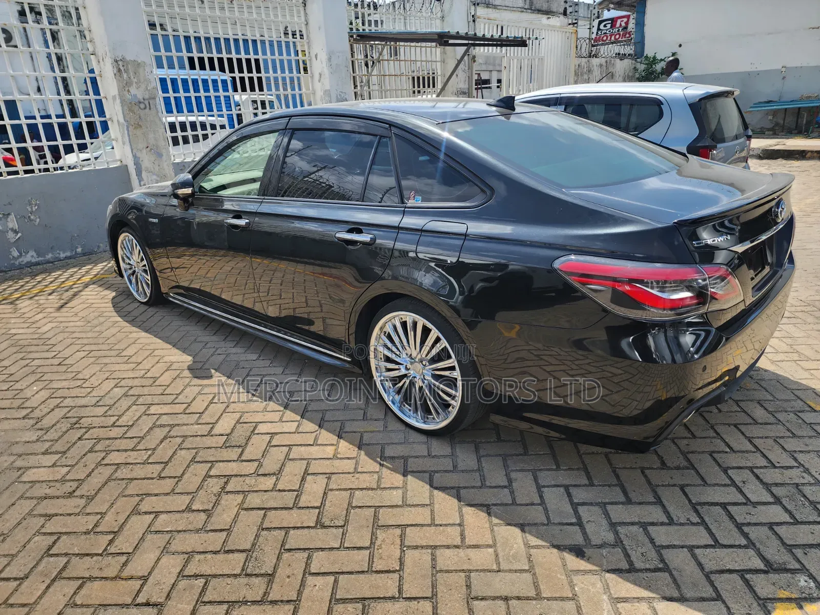 Toyota Crown 2019 Black