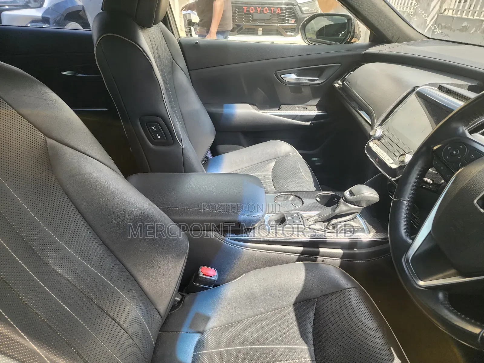Toyota Crown 2019 Black