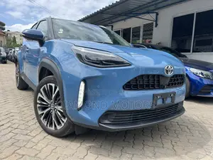 Toyota Yaris Cross 1.5 Hybrid AWD 2021 Blue