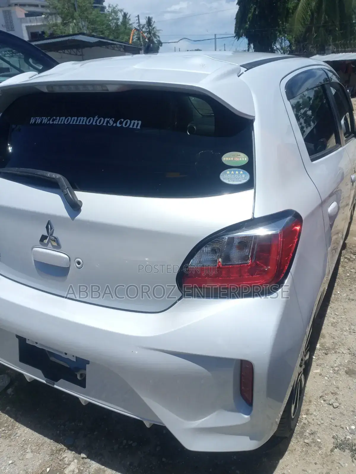 Mitsubishi Mirage ES 2019 White